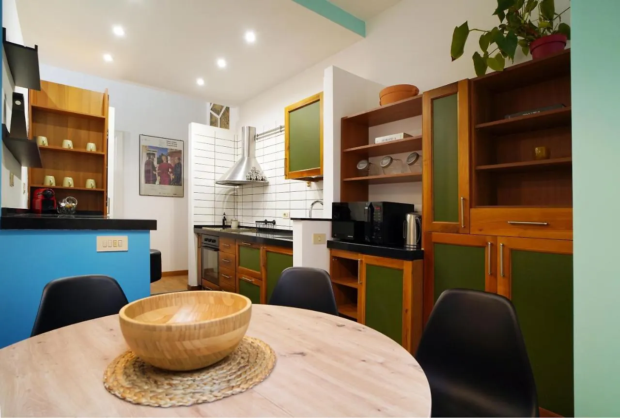 La Casa Romana 0*, Roma Italia