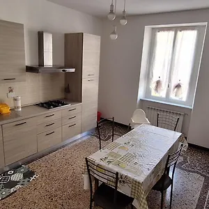 La Casa Dei Gatti Matti Genova